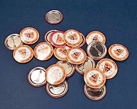 Пример работ «Значки закатные» №18 Пример работ «Значки закатные» №18