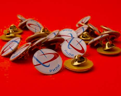 Пример работ «Значки со смолой» №12 Пример работ «Значки со смолой» №12