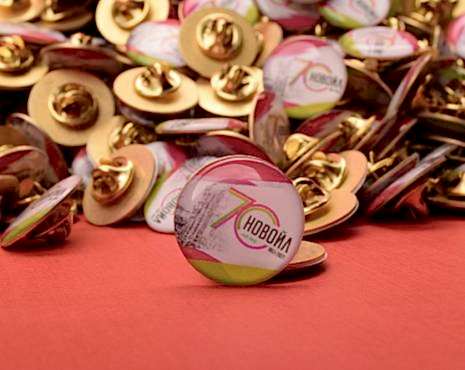 Пример работ «Значки со смолой» №15 Пример работ «Значки со смолой» №15