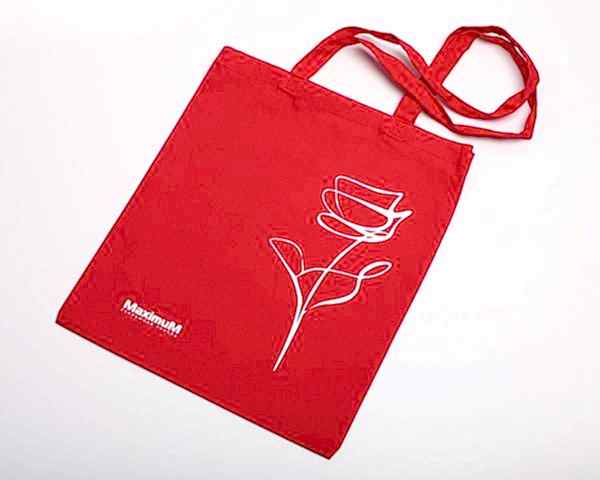 Сумки-шопперы с логотипом и принтом Сумки-шопперы с логотипом и принтом