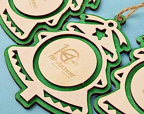 Пример работ «Деревянные подвески» №5 Пример работ «Деревянные подвески» №5